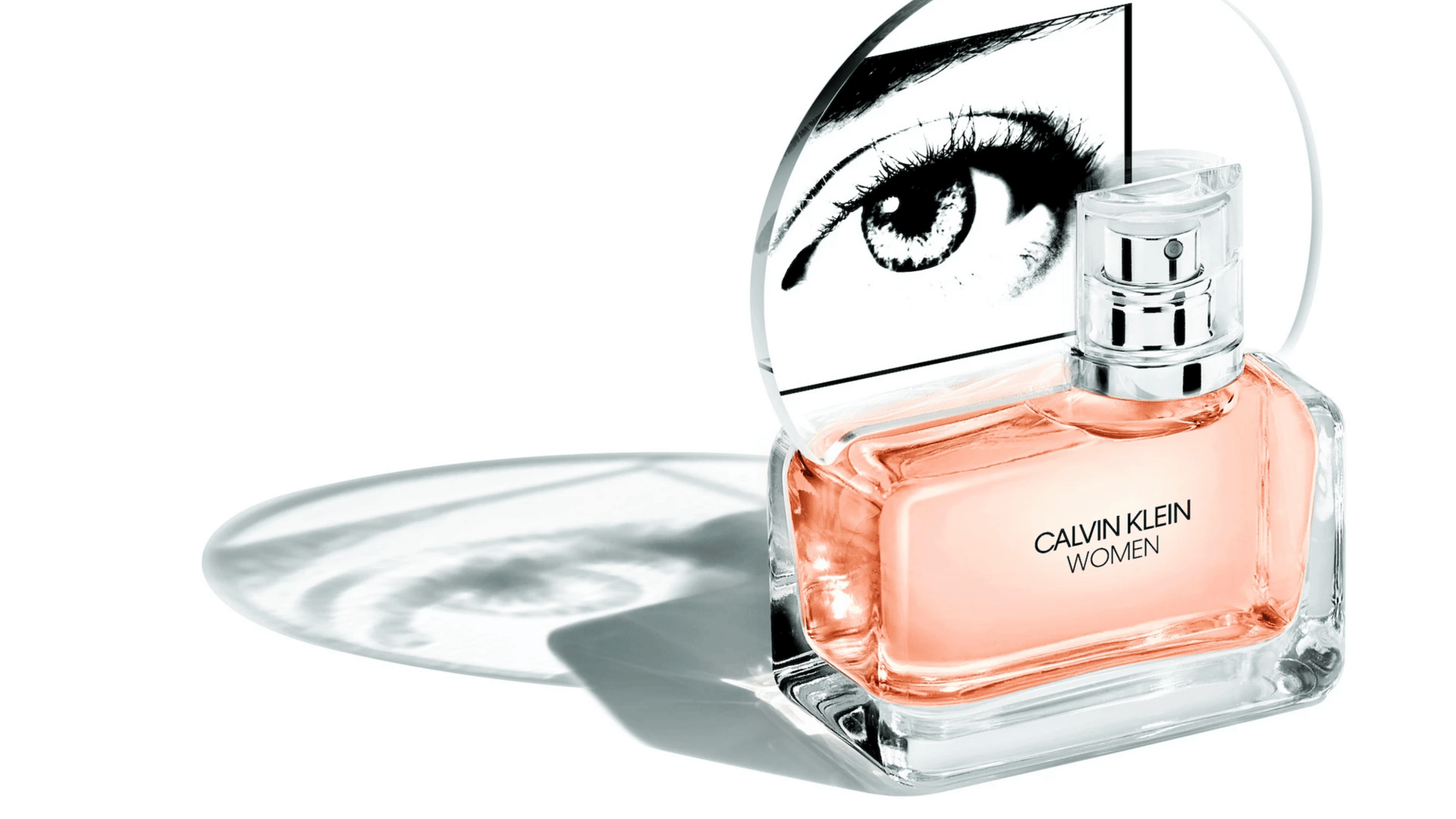 Parfym från Calvin Klein med texten "Women"