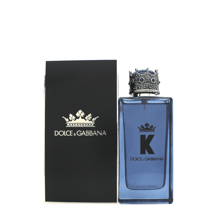 Herrparfym från Dolce & Gabbana. Flaskan är blå med svart-text och toppen är formad som en kungakrona.